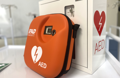 AED ratuje życie – Gmina Kobiór wspiera pszczyński szpital
